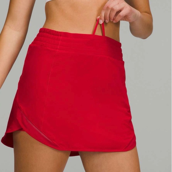 Lululemon Hotty Hot High-Rise Skirt Dark Red Size 10 NWT - Picture 2 of 7